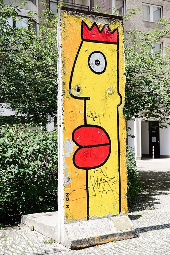 Street Art Berlijn - Mauersegment Wilhelmstraße - via AGM