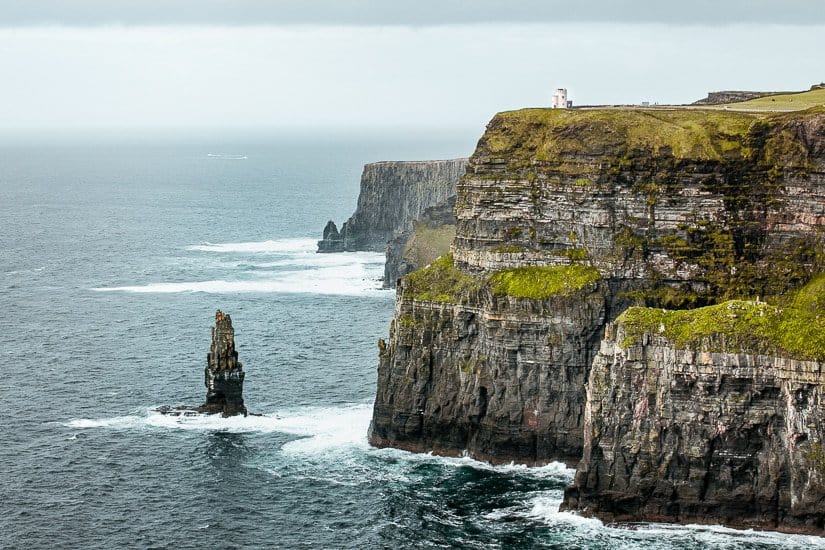 Branaunmore sea stack - Kliffen van Moher - Reistip Ierland - door Laurens M - via agmj.be