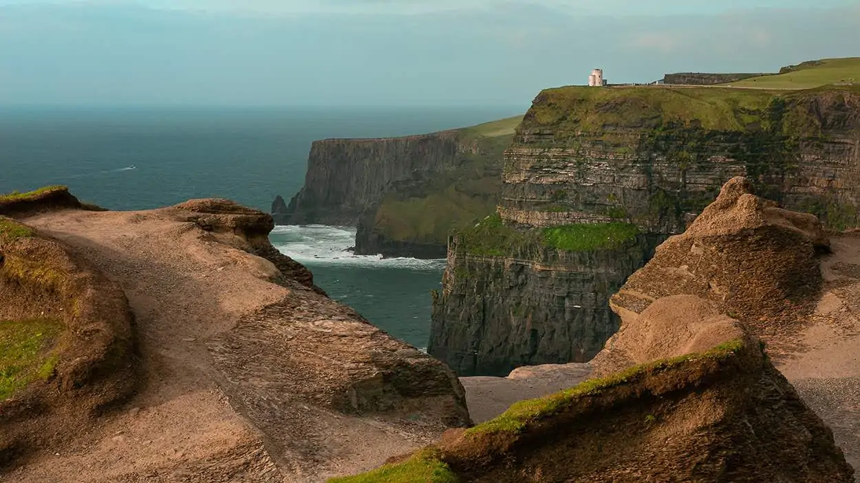Reistip Ierland: de imposante Kliffen van Moher in The Burren